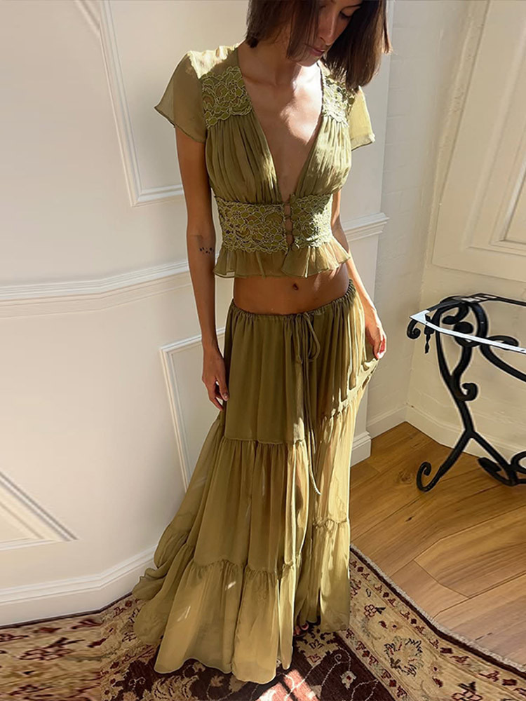 Women Formal Wear For Summer - エレガントなレースパッチワークのレディースシャツスカートスーツ、半袖Vネッククロップトップス、ロングスカート、2026年夏秋ビーチホリデー新作