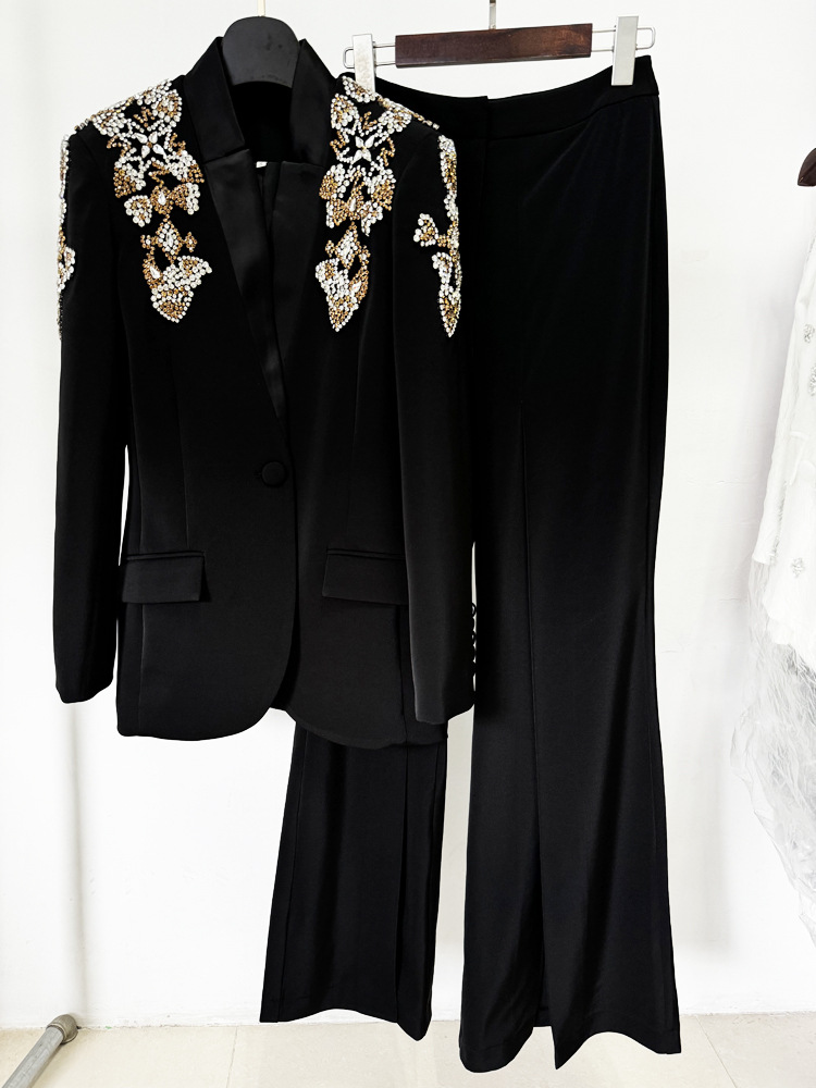 ハイストリート 最新2026年 デザイナースーツ レディース - Formal Attire Woman のレビューと価格