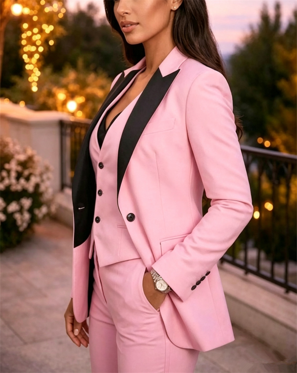 ピンクのエレガントな女性用スーツ 3 ピース テーラーメイド - Women Formal Wear Tailor のレビューと価格