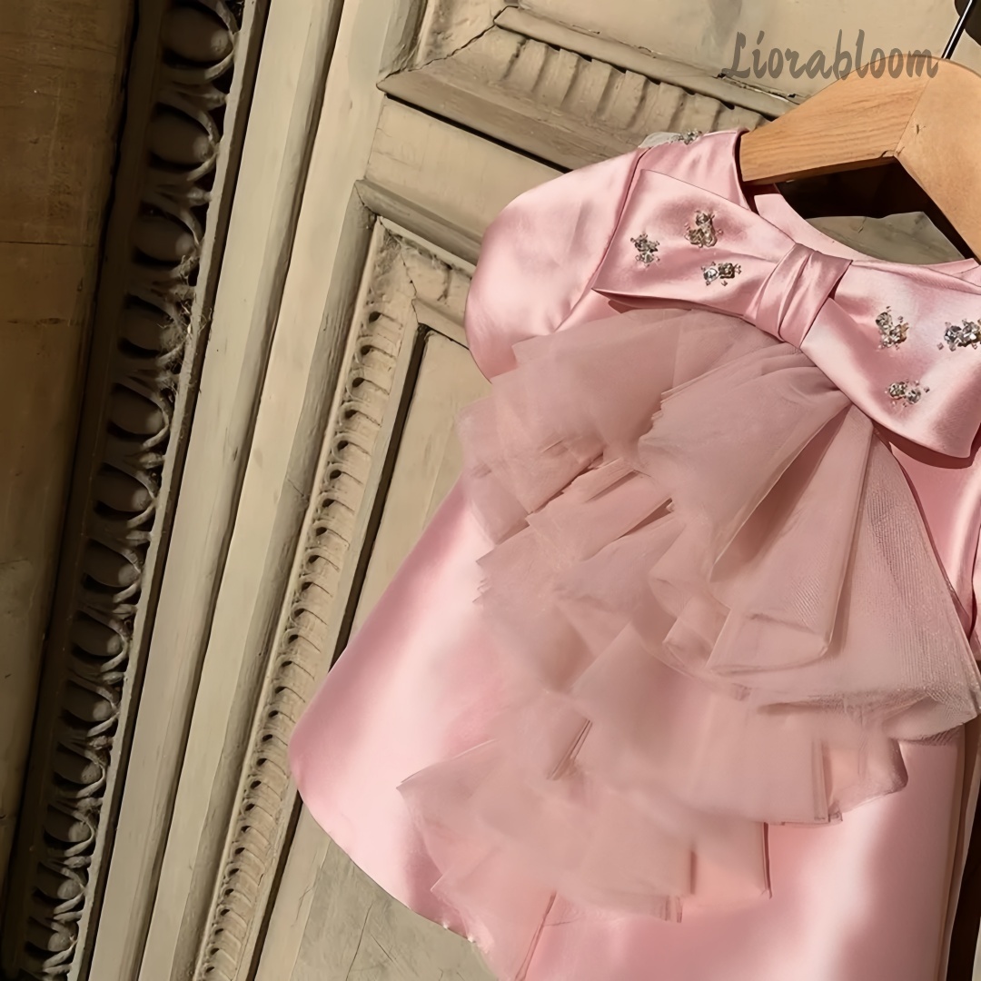 精巧に作られたピンクの子供用イブニングドレス、パール装飾のフ - Women Formal Wear H&M のレビューと価格