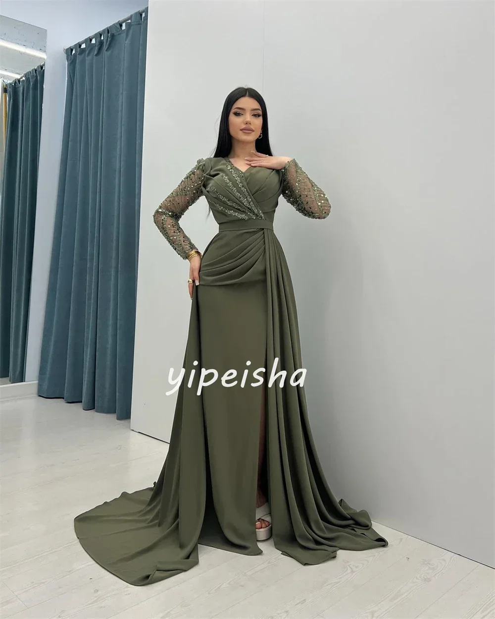 カスタマイズされたプロムドレス高級ビーズスパンコールイブニン - Women Luxury Formal Wear のレビューと価格